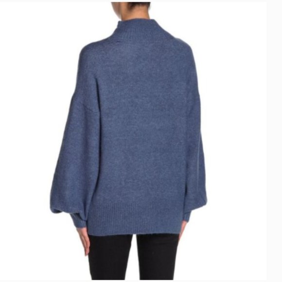✨New Vince Camuto Mutton Sleeve Mockneck Sweater LP - Picture 2 of 9